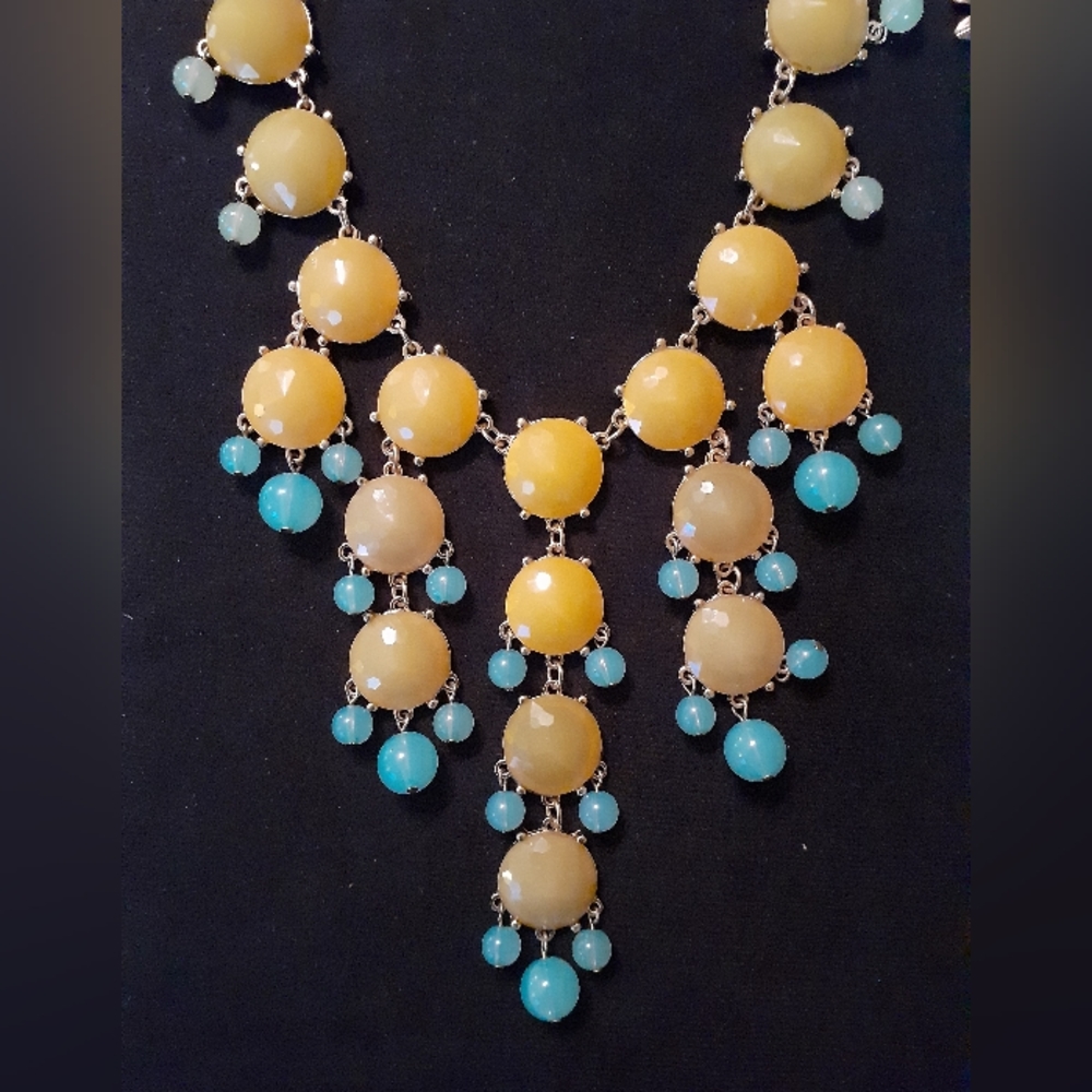 Two necklaces - Picture 3 of 4